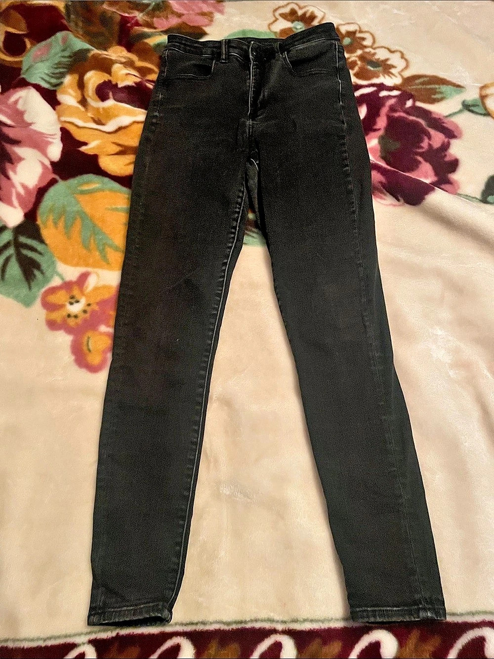 American Eagle Super Stretch Skinny Jeans in Black Size 6